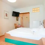 Strandhotel Pichler 2*