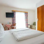Strandhotel Pichler 호텔 2*