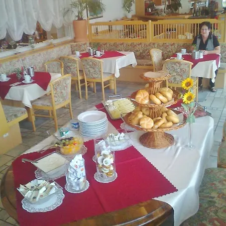 Strandhotel Pichler ゼーボーデン