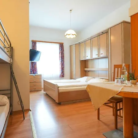 Strandhotel Pichler 2*