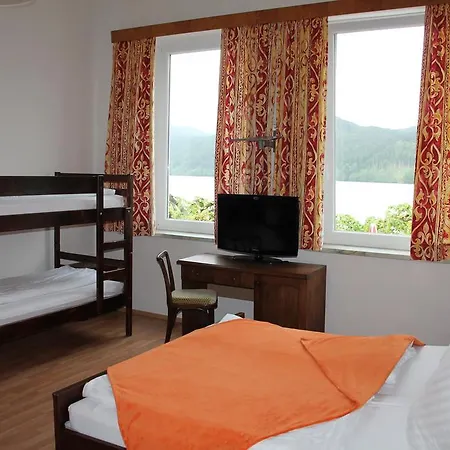 Strandhotel Pichler ホテル 2*