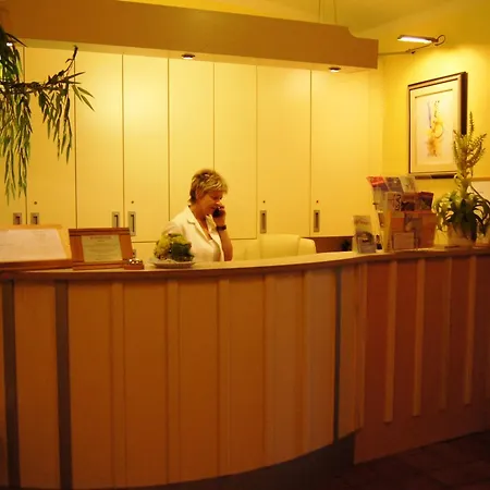 皮希勒海滨酒店